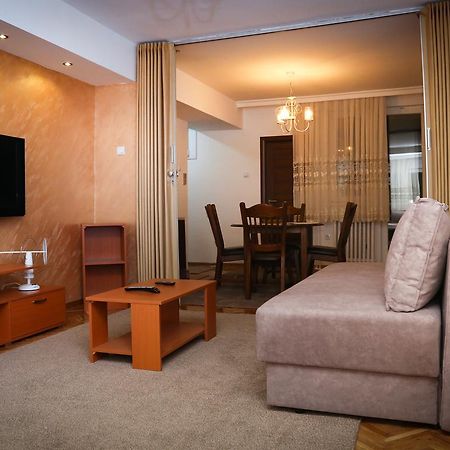 Comfort Inn Apartment Novi Pazar Kültér fotó