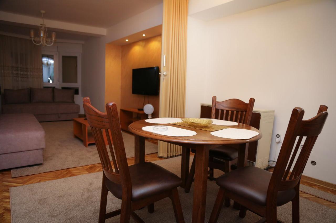 Comfort Inn Apartment Novi Pazar Kültér fotó