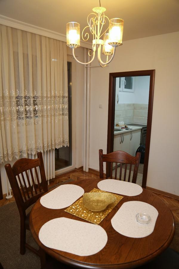Comfort Inn Apartment Novi Pazar Kültér fotó
